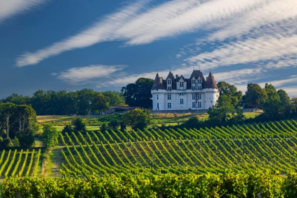 Chateau Monbazillac Dordogne France luxury wine tasting tour